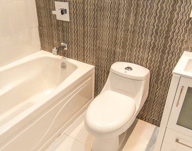 1128 Willoughby Ave - Photo Thumbnail 5