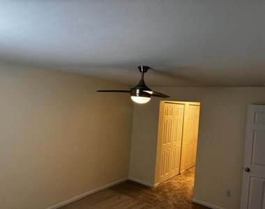 1357 Heatherwood Lane - Photo Thumbnail 22