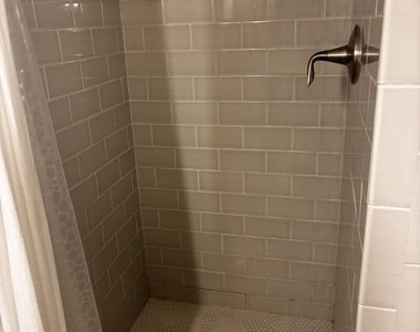 1357 Heatherwood Lane - Photo Thumbnail 20