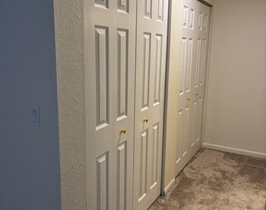 1357 Heatherwood Lane - Photo Thumbnail 23