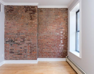 42 Avenue B - Photo Thumbnail 2
