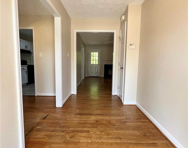 715 Ashburton Drive - Photo Thumbnail 1
