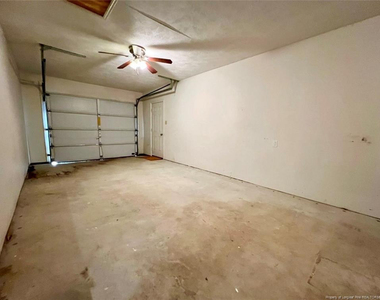 715 Ashburton Drive - Photo Thumbnail 14