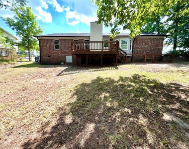 715 Ashburton Drive - Photo Thumbnail 20