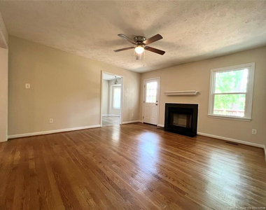 715 Ashburton Drive - Photo Thumbnail 3