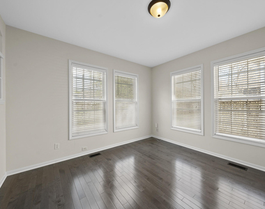 101 Palmwood Court - Photo Thumbnail 27