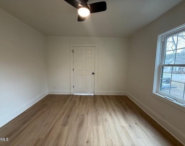 103 Broughton Street - Photo Thumbnail 11
