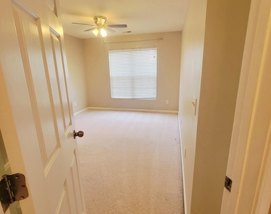 7248 Racine Way - Photo Thumbnail 34