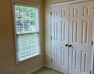 1706 Autumn Ridge Drive - Photo Thumbnail 28