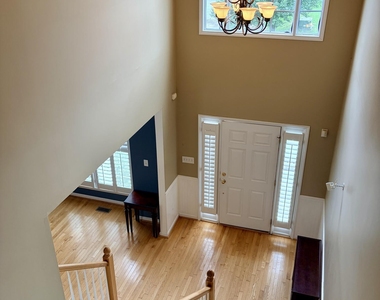 1706 Autumn Ridge Drive - Photo Thumbnail 15