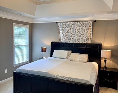 1706 Autumn Ridge Drive - Photo Thumbnail 16