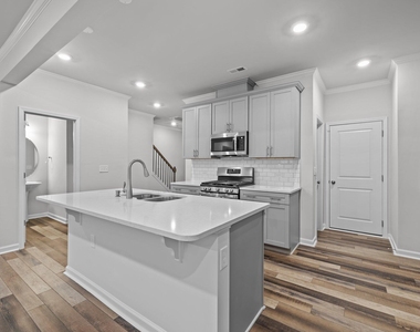 2145 Caen Street - Photo Thumbnail 12