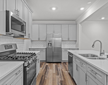 2145 Caen Street - Photo Thumbnail 10