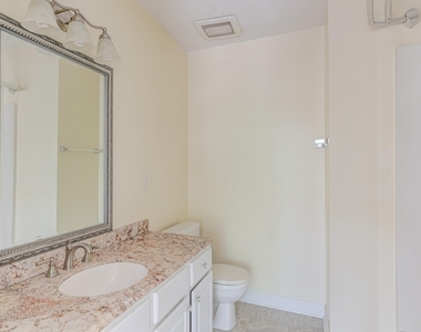306 Orchard Park Drive - Photo Thumbnail 26