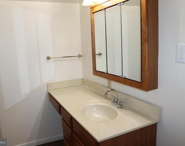 252 Fox Drive - Photo Thumbnail 22