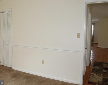252 Fox Drive - Photo Thumbnail 19