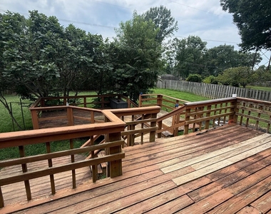 602 Galveston Road - Photo Thumbnail 12