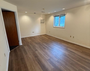 602 Galveston Road - Photo Thumbnail 24