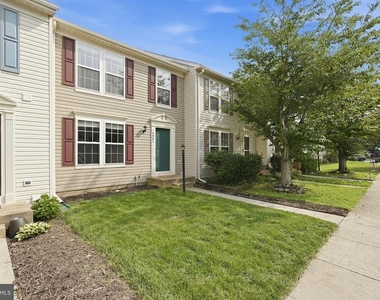 9041 Falcon Glen Court - Photo Thumbnail 24
