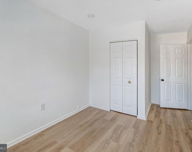 15370 Blacksmith Terrace - Photo Thumbnail 16