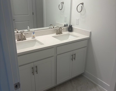 6057 Sunstone Lane - Photo Thumbnail 18