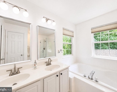 14047 Sable Court - Photo Thumbnail 16