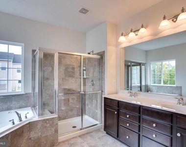 9029 Christina Place - Photo Thumbnail 18