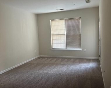 9712 Handerson Place - Photo Thumbnail 4