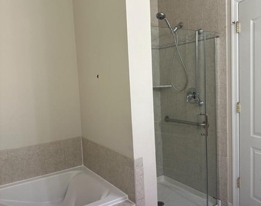 9712 Handerson Place - Photo Thumbnail 8