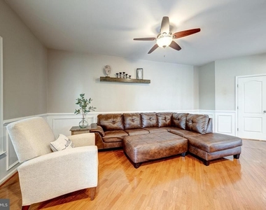 22739 Balduck Terrace - Photo Thumbnail 11