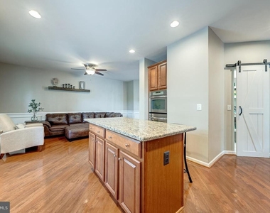 22739 Balduck Terrace - Photo Thumbnail 16