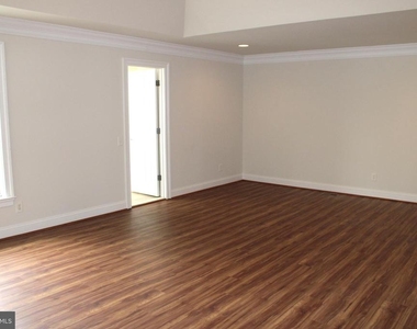 43555 White Cap Terrace - Photo Thumbnail 19