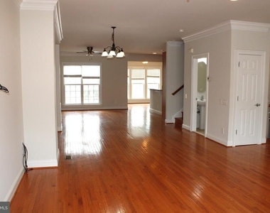 43555 White Cap Terrace - Photo Thumbnail 4