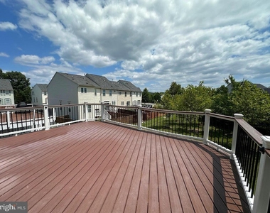 41719 Cynthia Terrace - Photo Thumbnail 24