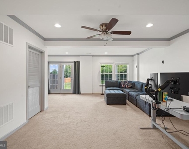 41719 Cynthia Terrace - Photo Thumbnail 19