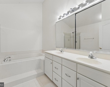25634 Creek Run Terrace - Photo Thumbnail 37