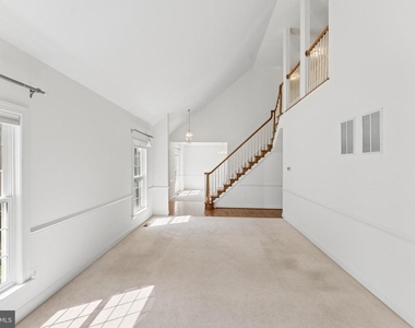 25634 Creek Run Terrace - Photo Thumbnail 12