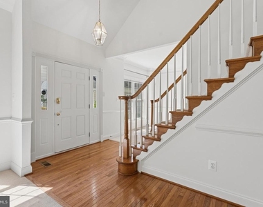 25634 Creek Run Terrace - Photo Thumbnail 13