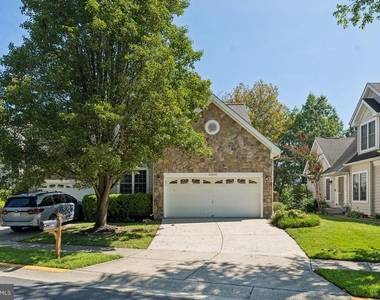25634 Creek Run Terrace - Photo Thumbnail 3