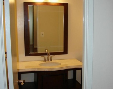 8360 Greensboro Drive - Photo Thumbnail 5