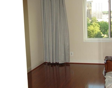 8360 Greensboro Drive - Photo Thumbnail 4