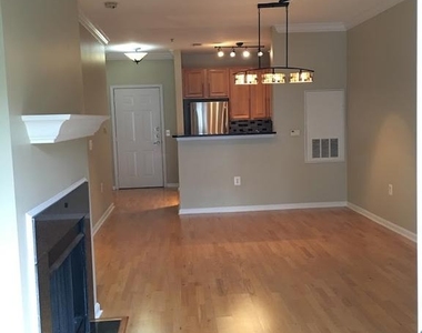 9490 Virginia Center Boulevard - Photo Thumbnail 2