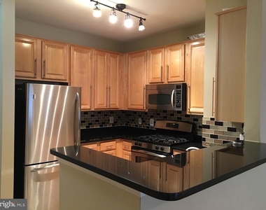 9490 Virginia Center Boulevard - Photo Thumbnail 7