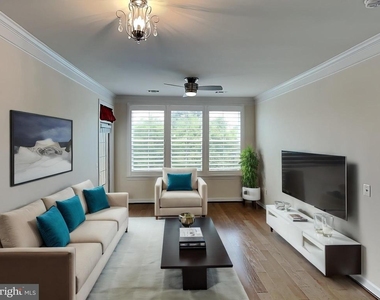 13723 Neil Armstrong Avenue - Photo Thumbnail 7
