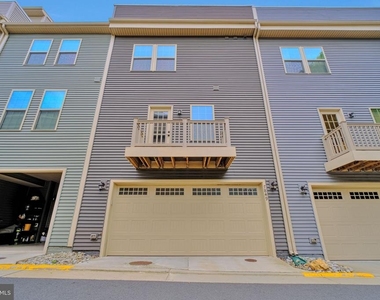 7849 Francis Dickens Lane - Photo Thumbnail 23