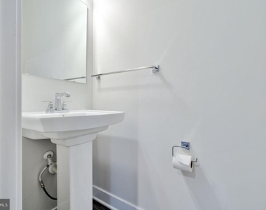 7849 Francis Dickens Lane - Photo Thumbnail 15