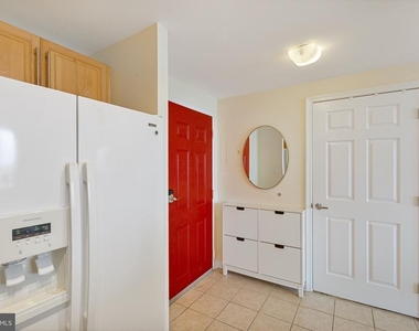 2726 Gallows Road - Photo Thumbnail 9