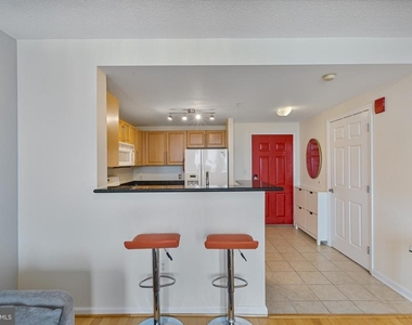2726 Gallows Road - Photo Thumbnail 6
