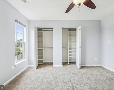 8360 Hunter Murphy Circle - Photo Thumbnail 26