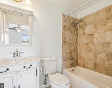 8360 Hunter Murphy Circle - Photo Thumbnail 23